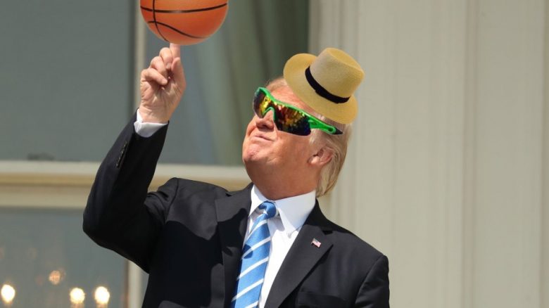 trump-eclipse-meme-photoshop