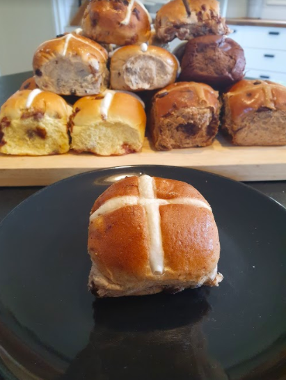Baker's Delight hot cross bun