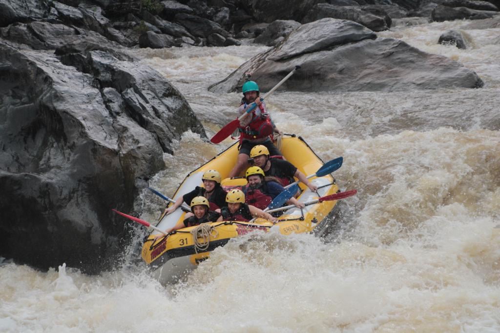 white water rafting cairns