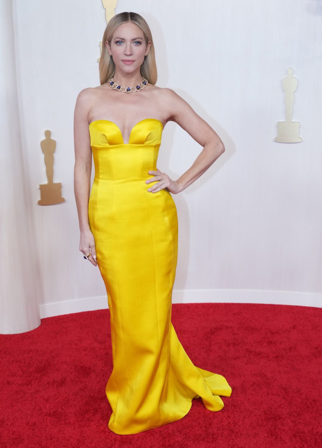 oscars 2024 red carpet brittany snow
